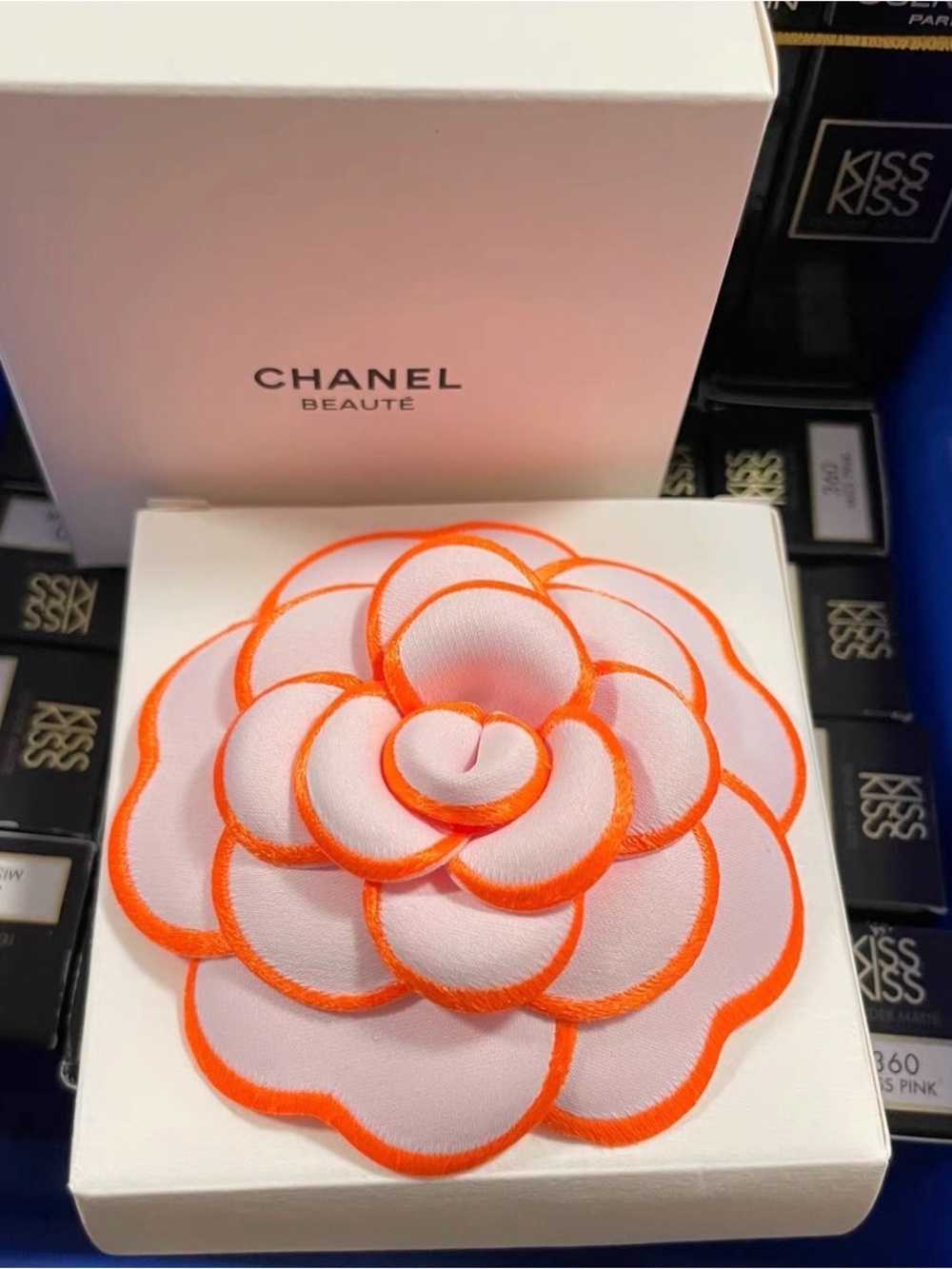 Chanel Beauty Mother's Day Limited Edition Gift Packaging Neon Orange Camellia